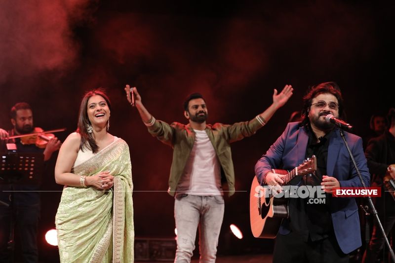 9XM On Stage With Pritam: Music Maestro Wows The Audience With His Delightful Performance As Kajol Joins – PICS