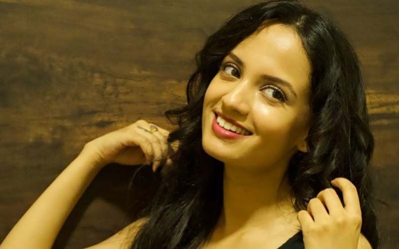 Ketaki Mategaonkar Shares Behind The Scene Moments From Her Photoshoot