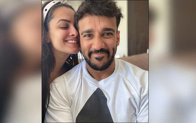 Anita Hassanandani Shares Throwback Pregnancy Pic And Jokes About Being Ready For Another Baby; See Pic