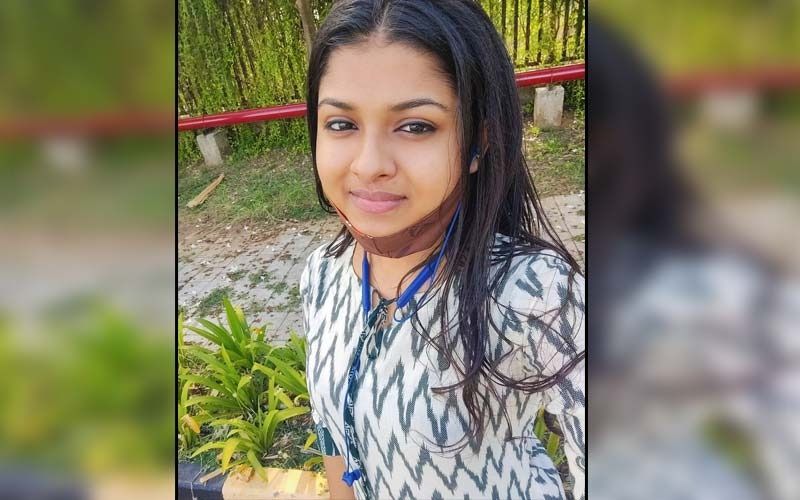 Indian Idol 12: Contestant Arunita Kanjilal Reaches Her Home in West Bengal; Gets A Grand Warm Welcome From Her Family And Locals- WATCH