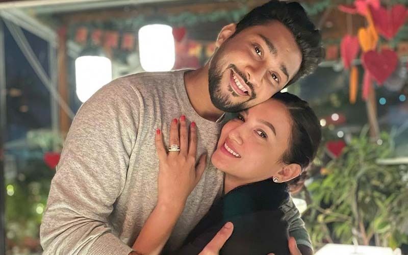 Gauahar Khan Shares Mesmerizing Pic With Hubby Zaid Darbar From Wedding; Says 'Marrying The Actor Was The Best Decision Of Her Life
