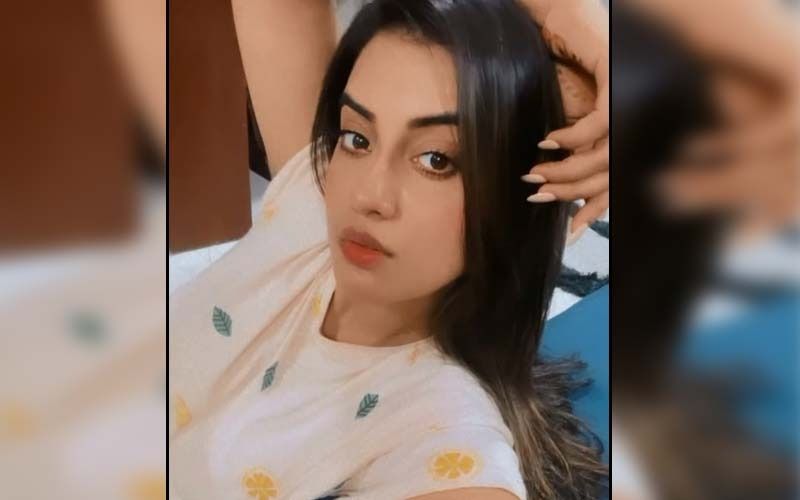 Bigg Boss OTT Promo Video: Bhojpuri Queen Akshara Singh Makes Smashing Entry As The New Confirmed Contestant Of Karan Johar's Reality Show