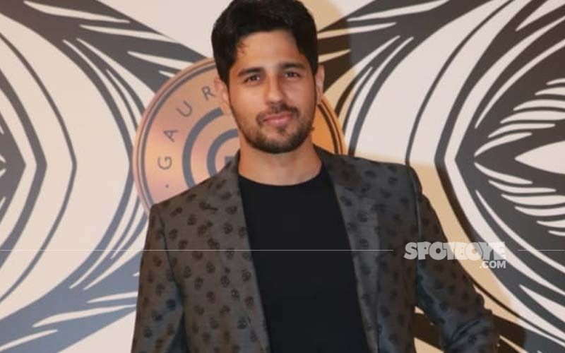 Sidharth Malhotra Reflects Back On His Struggling Days When His First Film Got Shelved; Says, 'Director Made It With A Bigger Actor’