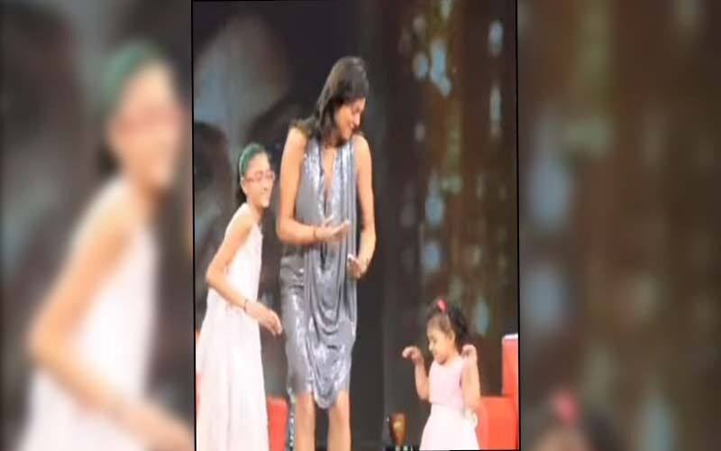 VIRAL! When Sushmita Sen Set The Stage On Fire By Dancing To The Song ‘Why This Kolaveri Di’ With Her Daughters Renee, Alisah -Watch Video