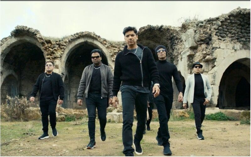 Rang Le: The New Song By Shaan Hits The Music Chart And We Can’t Stop Playing It In Repeat Mode