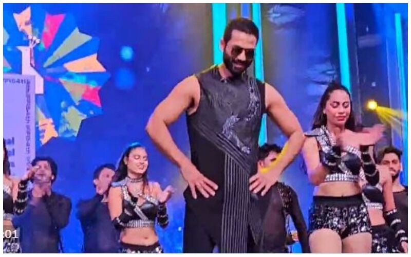 Shahid Kapoor Falls Down On Stage While Dancing At 54th IFFI- Video Gets Viral