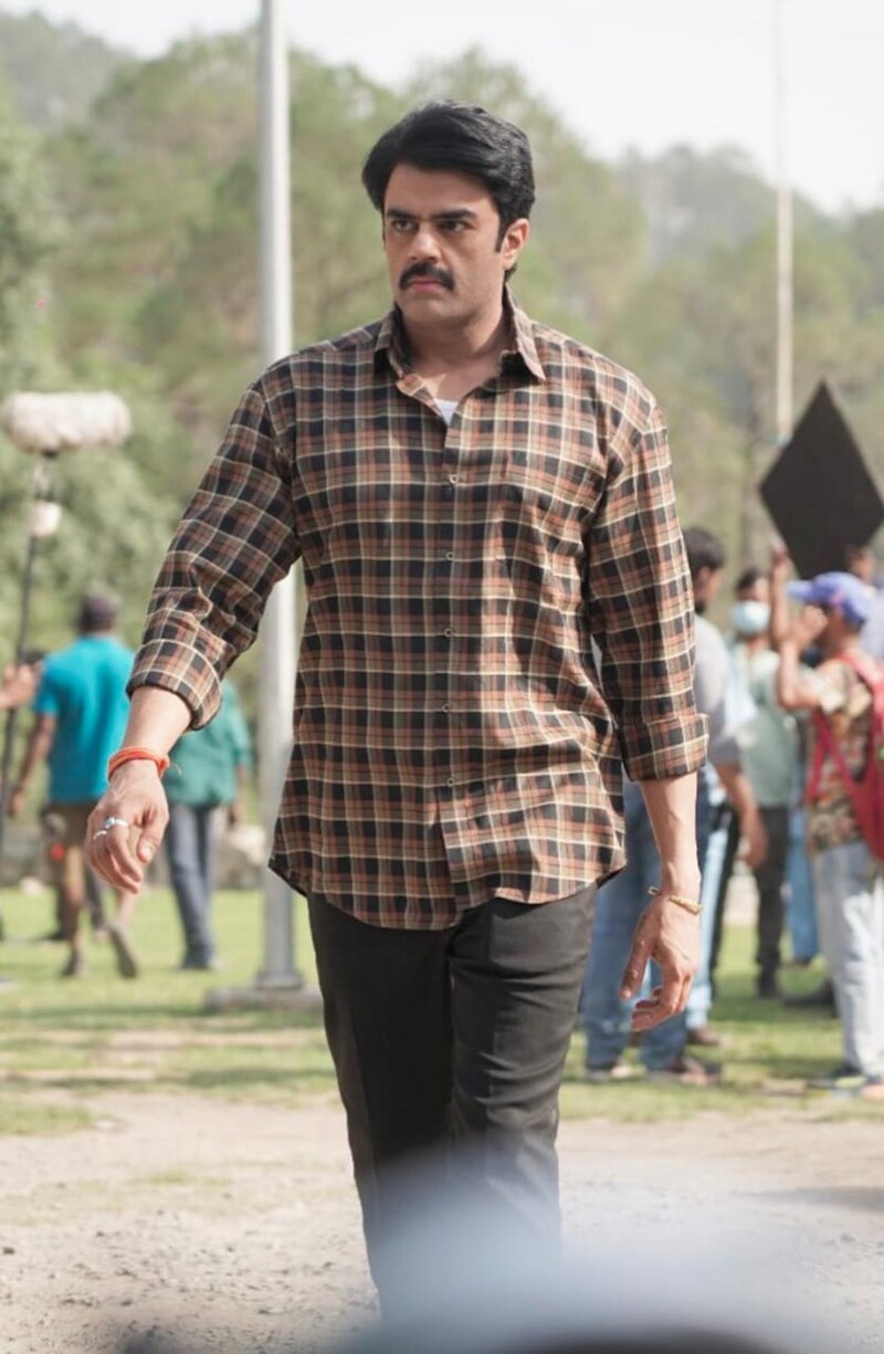 maniesh paul celebrates 2 years of rafuchakkar teases fans with a witty sequel hint maniesh paul celebrates 2 years of rafuchakkar teases fans with a witty sequel hint