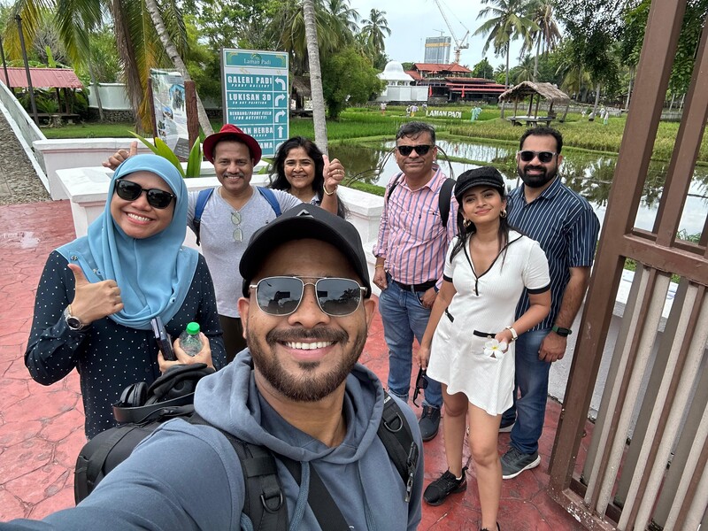 a bollywood based travel show bollylands com can now be watched on shemaroo s lifestyle youtube channel