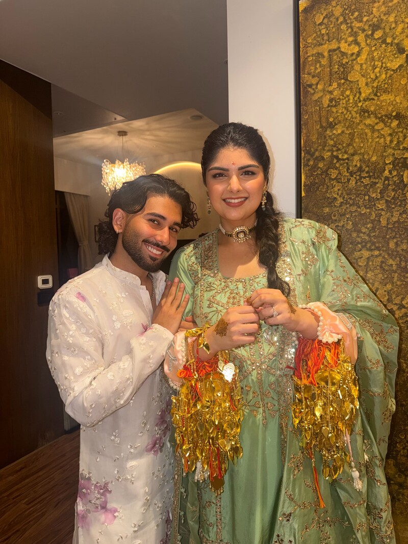 inside anshula kapoor s mehendi orry shares unseen moments with janhvi kapoor arjun kapoor and khushi kapoor inside anshula kapoor s mehendi orry shares unseen moments with janhvi kapoor arjun kapoor and khushi kapoor