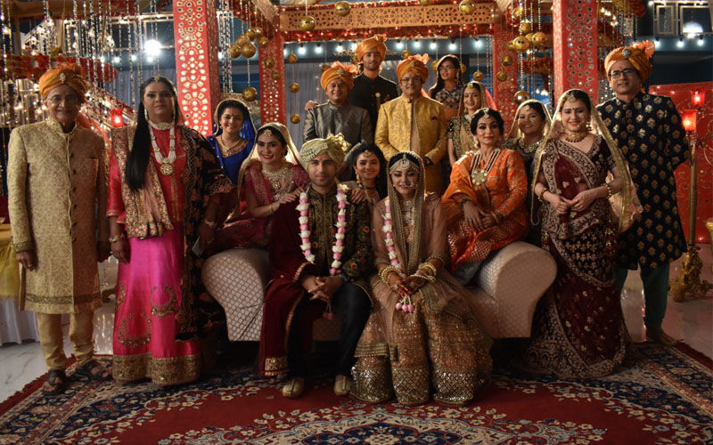 Yeh Rishtey Hain Pyaar Ke: After Confessing Their Love Rhea Sharma Aka Mishti And Shaheer Sheikh Aka Abir Join The Wedding Festivities
