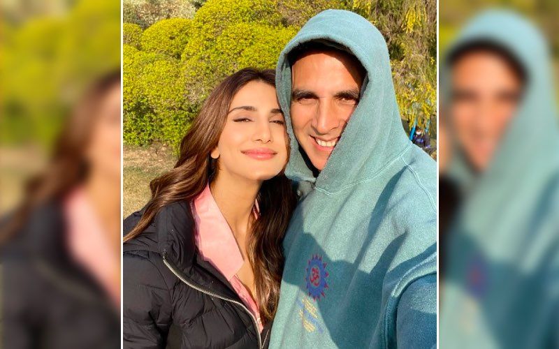 Bell Bottom: Vaani Kapoor Shares A Sun-Kissed Selfie With 'Wonderful' Akshay Kumar Says: 'You’ve Made This Journey So Much More Special For Me'