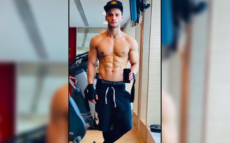 Meet The Man Who Is Responsible For Bigg Boss 13 Contestant Asim Riaz And Brother Umar's Sculpted HOT Biceps #FriyayMotivation