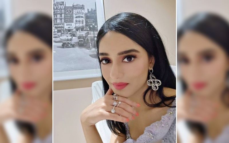 Amrita Rao Gets A Classy Makeover Post-Delivery Amid The COVID Crisis; Also Hopes That Things May Get Better Soon – VIDEO