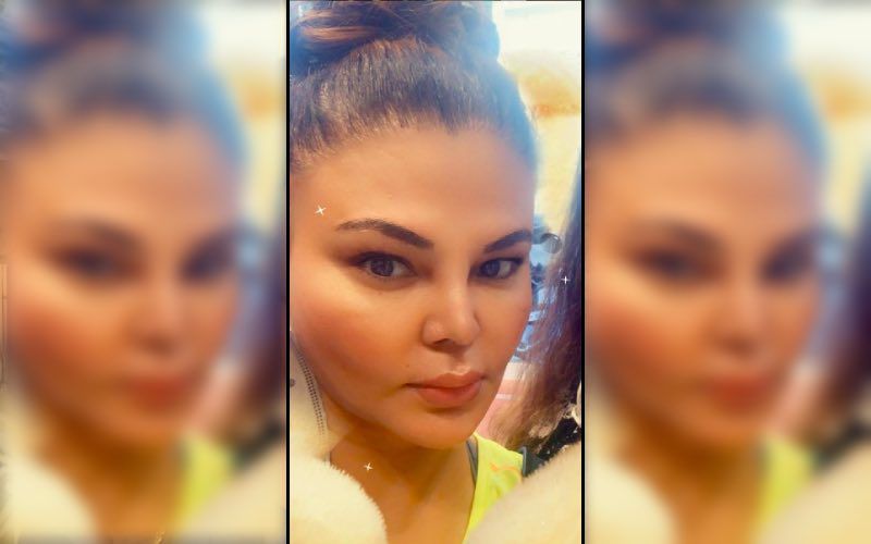Bigg Boss 14’s Rakhi Sawant Steps Out To Have Coconut Water; Offers Fruits To Needy Kids But Not Without Her Antics – VIDEO