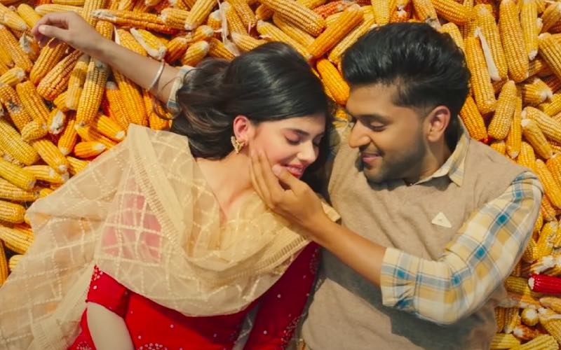 Mehendi Wale Haath Is OUT: Sanjana Sanghi And Guru Randhawa’s Soothing Romance And Soulful Music Will Touch Your Heart - VIDEO