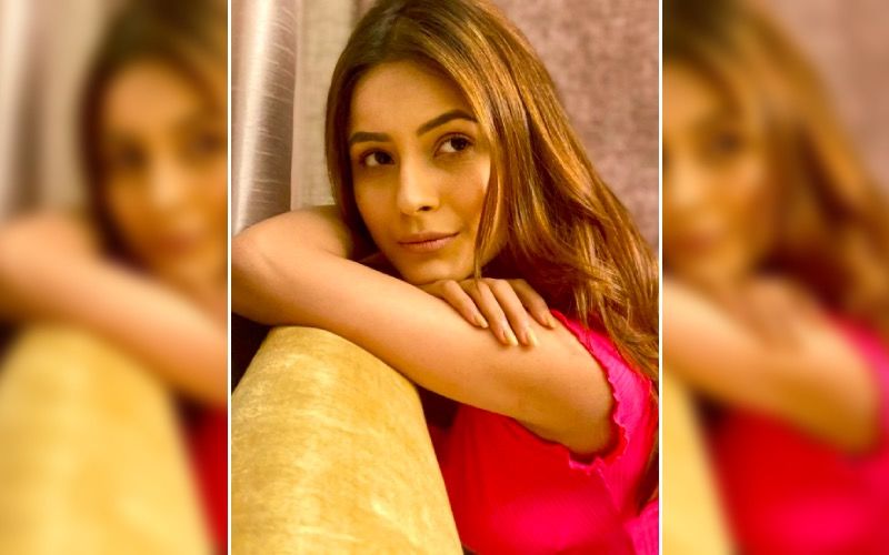 Bigg Boss 13’s Shehnaaz Gill Will Brighten Up Your Day As She Shares Beautiful Candid Shots From Canada – See Pics