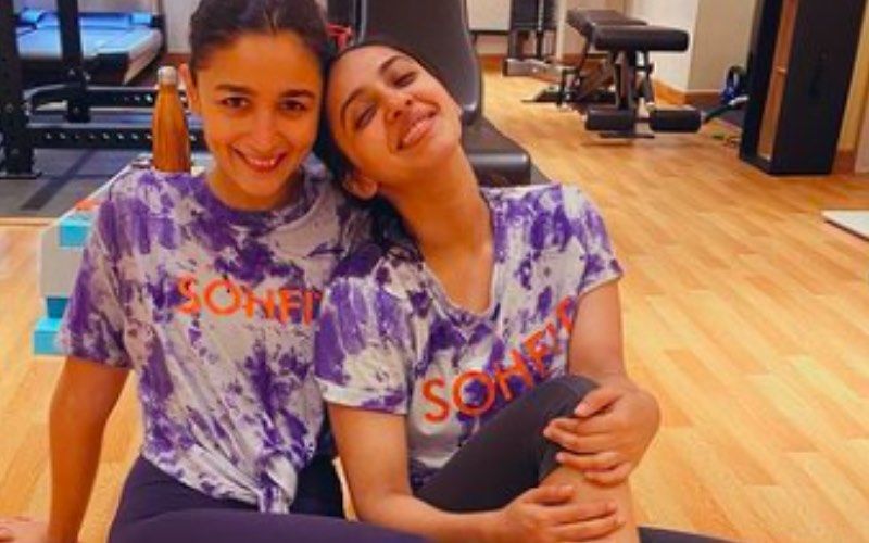 Alia Bhatt's Bestie Akansha Kapoor Makes Their Cute WhatsApp Chats Public; Here's How Alia Responds To Her FAT Lollipop Reference