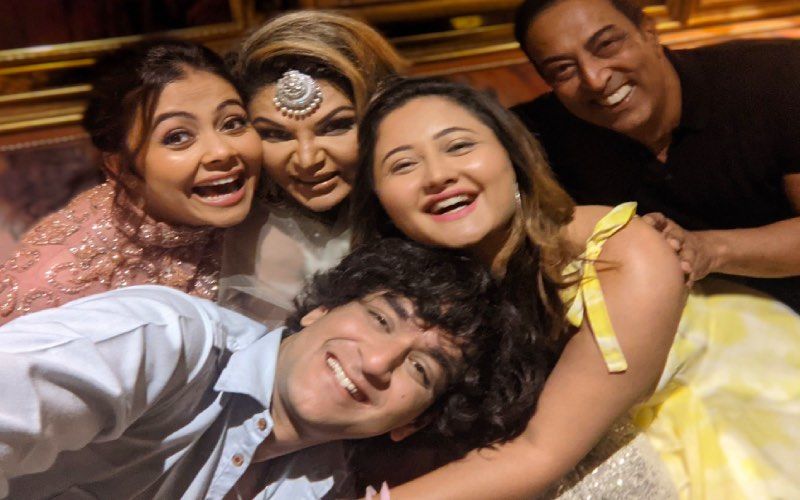 Bigg Boss 14's Vikas Gupta Enjoys A Get-Together With Devoleena Bhattacharjee, Rashami Desai, Rakhi Sawant; Says ‘People Who Love To See Each Other Happy'