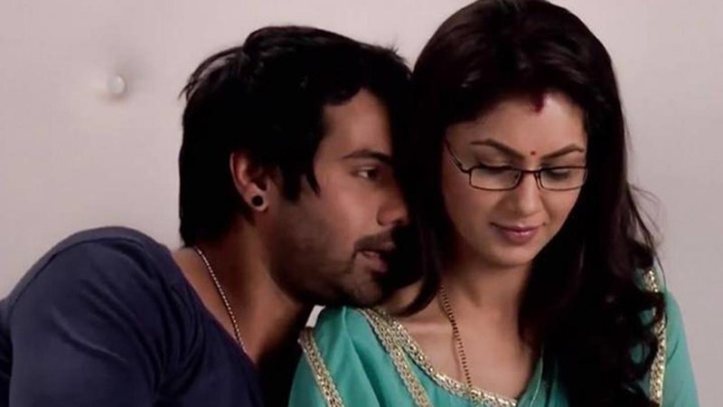 a still from kumkum bhagya