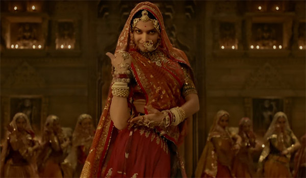 a still of deepika padukone from ghoomar