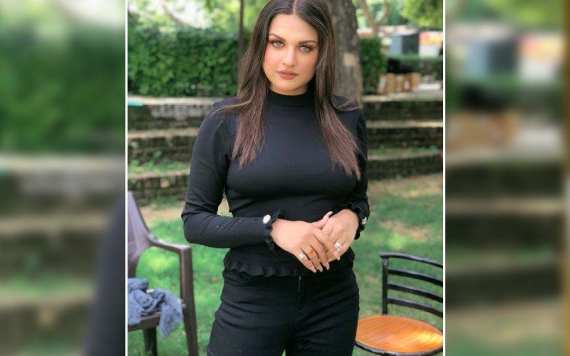 Bigg Boss 13's And COVID-19 Positive Himanshi Khurana Receives Some 'Extra Care'; Shares A Cute Picture From Her Hospital Bed