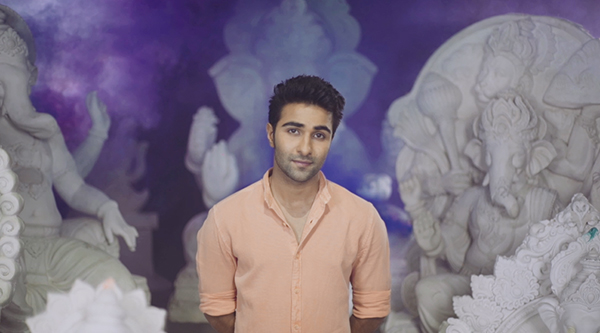 aadar jain with ganesh idols