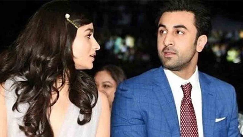 Ranbir Kapoor's Girlfriend Alia Bhatt Has Made A Place For Herself In The Kapoor Family; INSIDE PICTURES