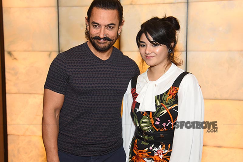 aamir khan and zaira wasim pose for cameras