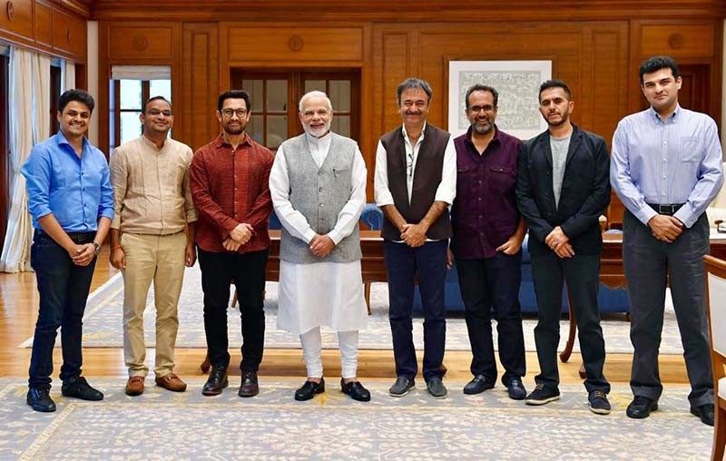 Aamir Khan Rajkumar Hirani Aanand L Rai Siddharth Roy Kapur Meet Prime Minister Narendra Modi