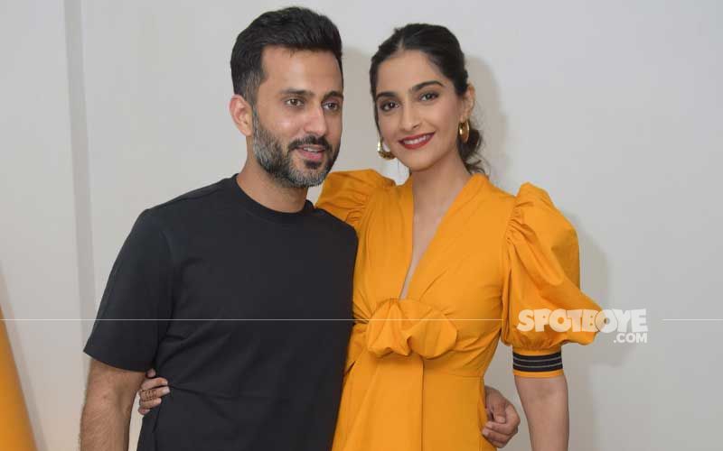 800px x 500px - Sonam Kapoor Shares A Throwback Picture With Then-Boyfriend Anand Ahuja;  It's All Romantic