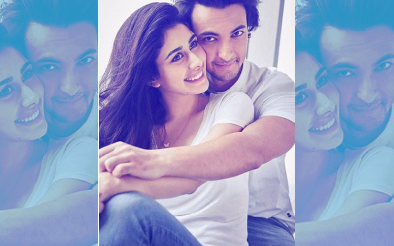 Aayush Sharma Has His Arms Wrapped Around Loveratri Co-Star Warina Hussain – View Pic