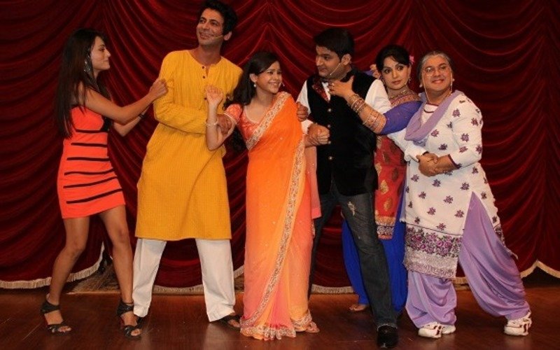Team Comedy Nights with Kapil  breaks down into tears