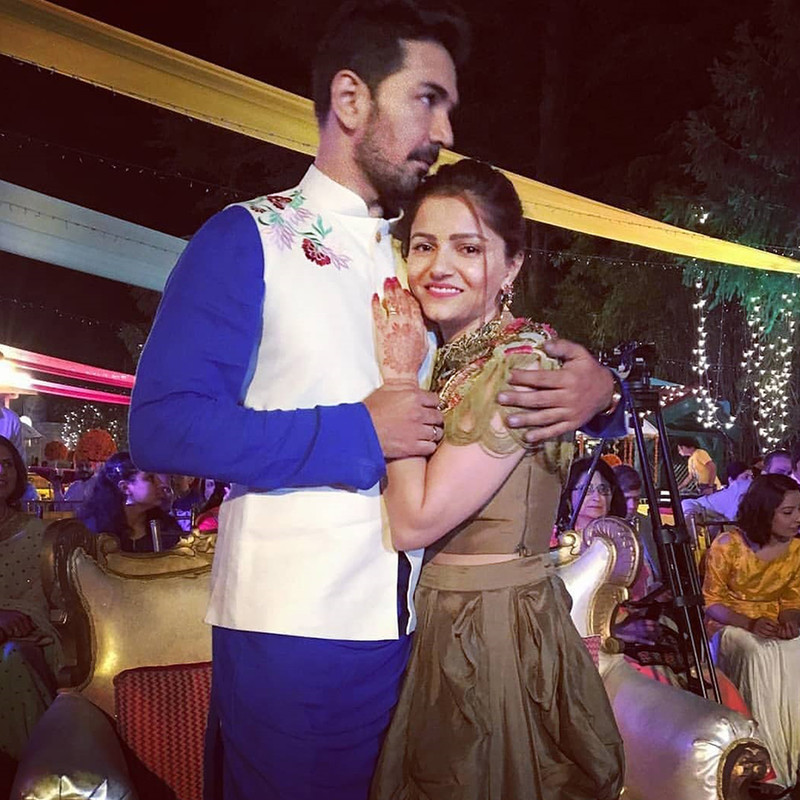 abhinav shukla and rubina dilaik share a cute moment