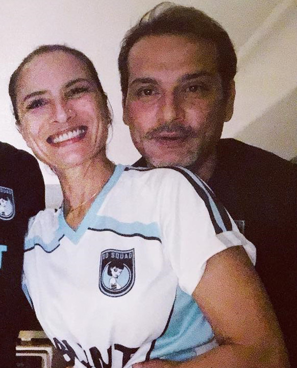 adhuna bhabhani and nicolo morea pose for a selfie