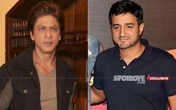 Shah Rukh Khan Is Doing Siddharth Anand’s Pathan, Filmmaker Puts WAR 2 On Hold- EXCLUSIVE