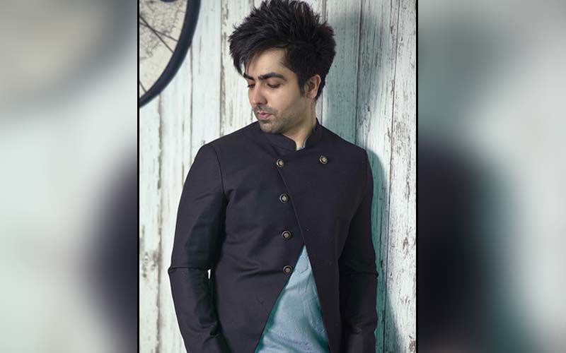 Harrdy Sandhu Notches Up His Style In An Ethnic Blazer And We Can’t Stop Looking At Him