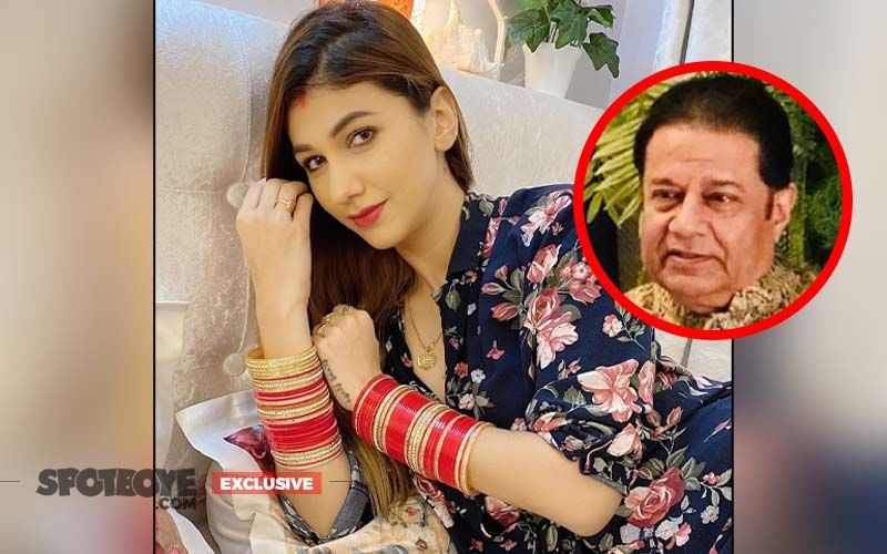 Jasleen Matharu's Picture With Sindoor And Chooda Made Fans Ask Her: 'Anup Jalota Se Toh Shaadi Nahin Karli?'- EXCLUSIVE