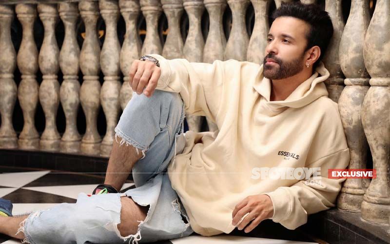 Aamir Ali Roped In For The UK Based Web Series, 'Black Widows' Indian Adaptation- EXCLUSIVE