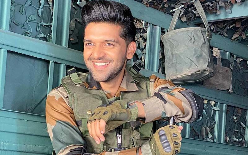 Guru Randhawa’s Latest Picture Is From His New Song 'Mehendi Wale Haath' Dedicated To Soldiers