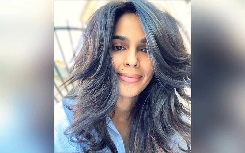 Pambattam: Bollywood Fame Mallika Sherawat Makes A Comeback To Kollywood With V. C. Vadivudaiyan