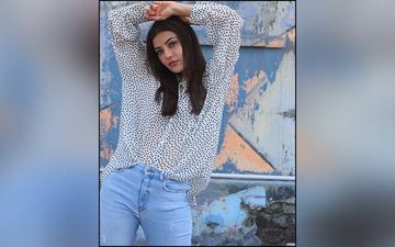 Kajal Aggarwal Is The Brightest Ray Of Sunshine In A Yellow Dress; Actress Shares Pic On Intsa
