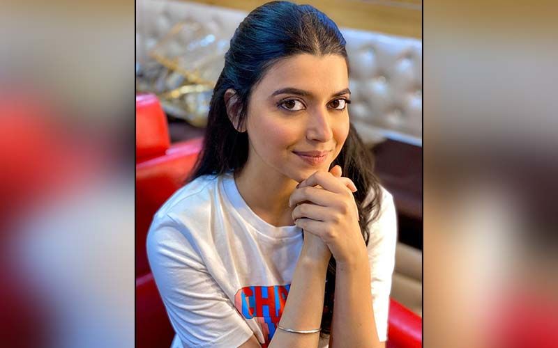 Nimrat Khaira Oozes Ethnicity In A Stunning Suit; Ladies Take Hints From Her