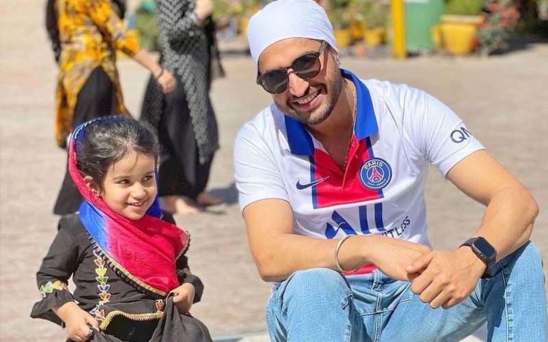 Jassie Gill Shares A Picture With Daughter Roojas And We Are In Love