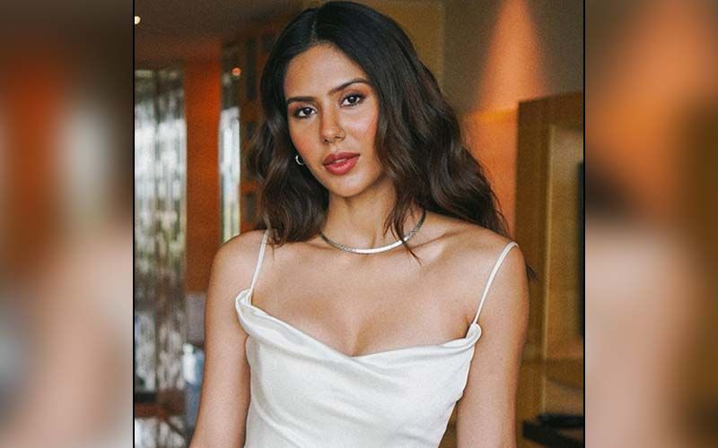 Sonam Bajwa Comes Up With ‘Sow Smiles’ To Beat Your Monday Blues; Shares A Pic On Insta