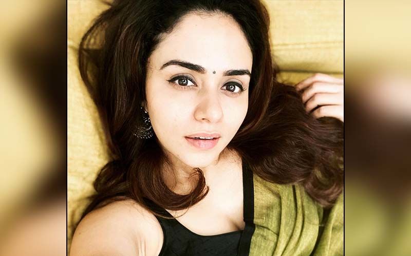 Amruta Khanvilkar Slays In Her 'Self-Styled' Outfits With An Unmatched Fashion Quotient
