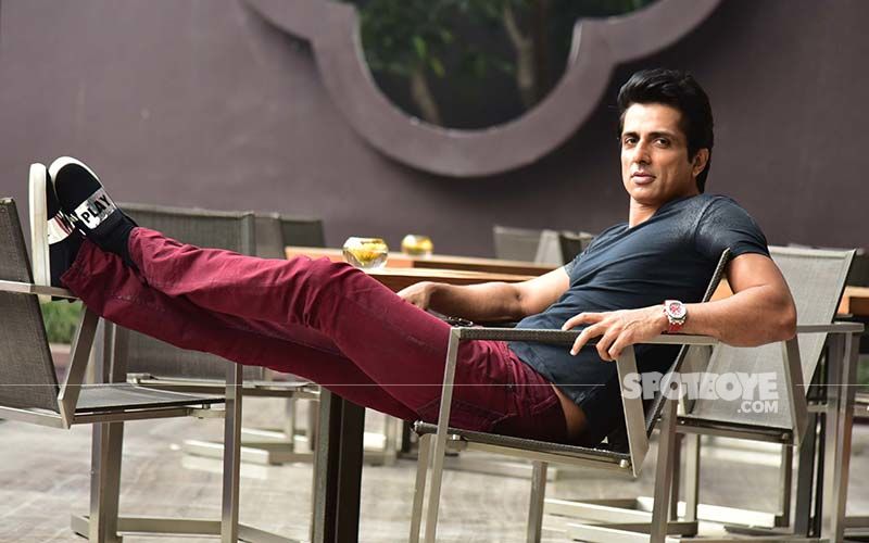 Sonu Sood Tests Positive For COVID-19; Says, 'Covid Maharaj Aakhir Mere Paas Bhi Aa Gaye'