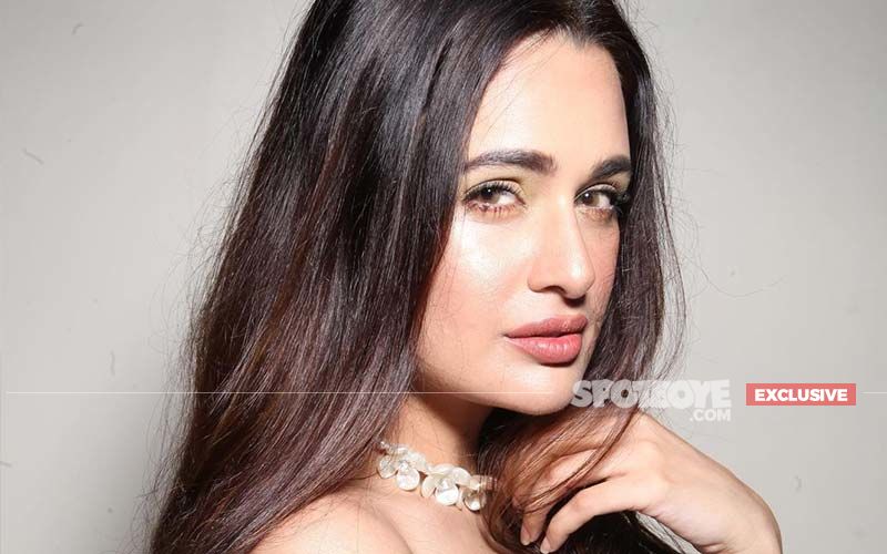 Yuvika Chaudhary Shares Her Scary Travel Experience Amidst Corona Outbreak- EXCLUSIVE