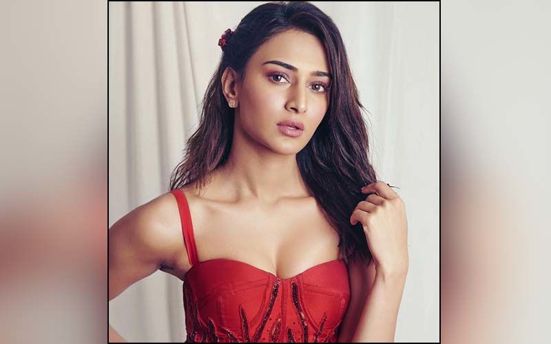 Erica Fernandes On Kuch Rang Season 3: 'I Am Excitedly Waiting To Shoot And Relive My Character Of Sonakshi'