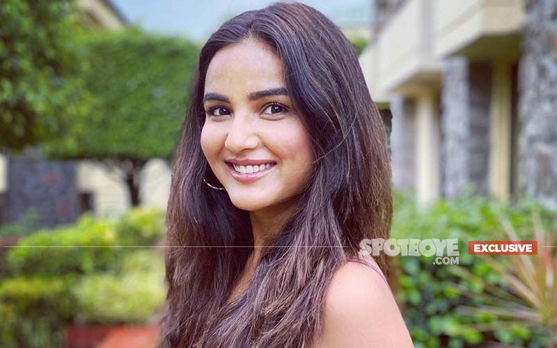 Jasmin Bhasin On The Showbiz Industry: 'I Never Regretted Being In This Profession, And I Have No Plans Of Quitting It'- EXCLUSIVE