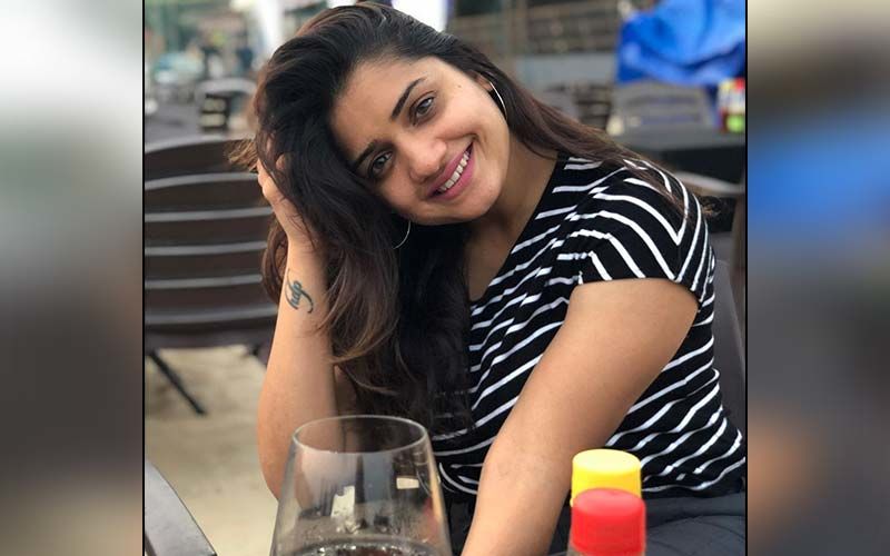 Hruta Durgule Takes A Throwback To Her On Set Memories As She Misses Shooting